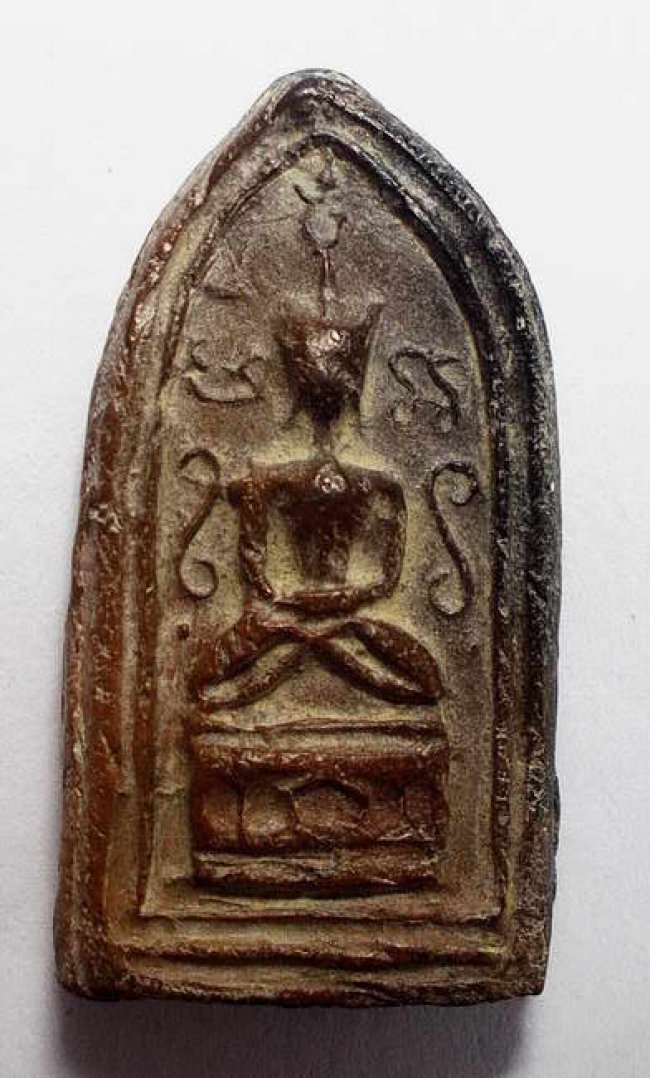 พระกรุวัดชนะสงคราม พิมพ์ซุ้มเถาวัลย์