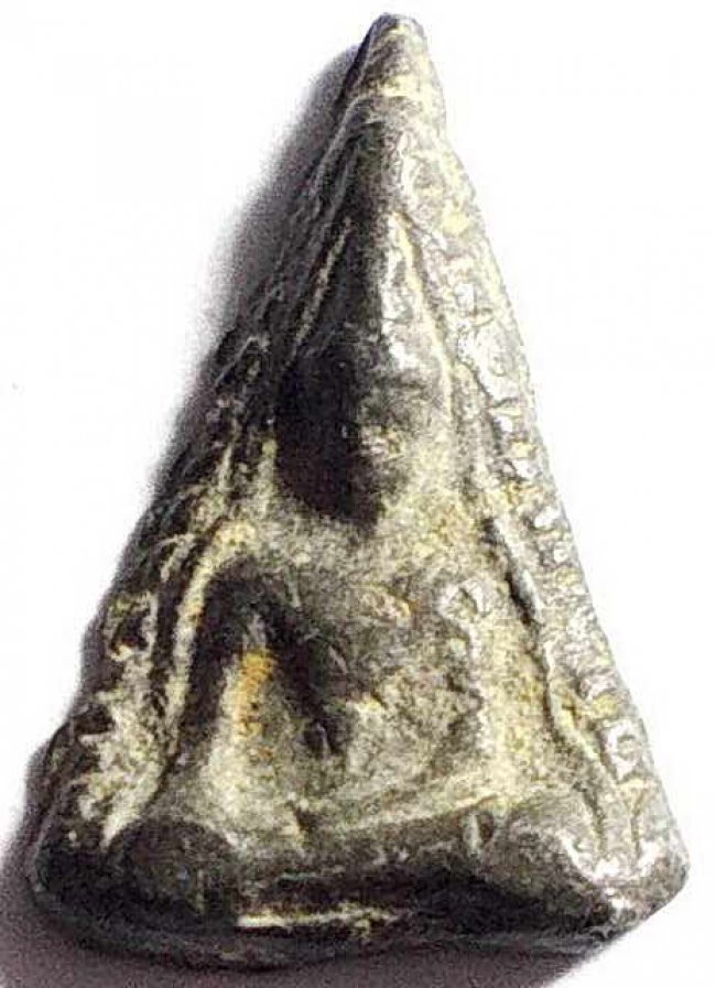 พระพิจิตรข้างเม็ด กรุเขาพนมเพลิง สุโขทัย