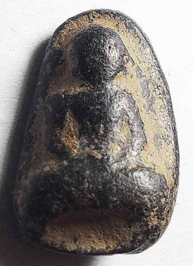 พระเม็ดบัว กำแพงเพชร