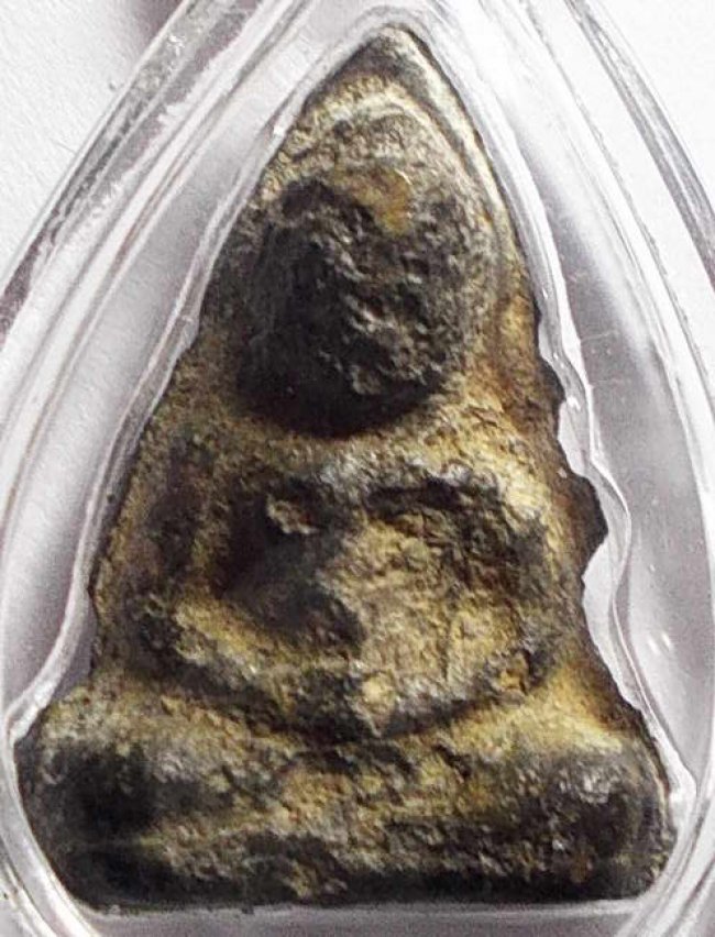 พระร่วงนั่ง เชตุพน กำแพง ชินเงิน