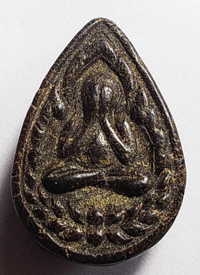 ปิดตา หลวงปู่ภู วัดท่าฬ่่อ พิจิตร