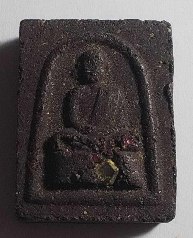 พระรูปเหมือน เนื้อผงเข้าว่านผสมดิน 7 ป่าช้า หลวงพ่อจำเนียร วัดถ้ำเสือ จ.กระบี่