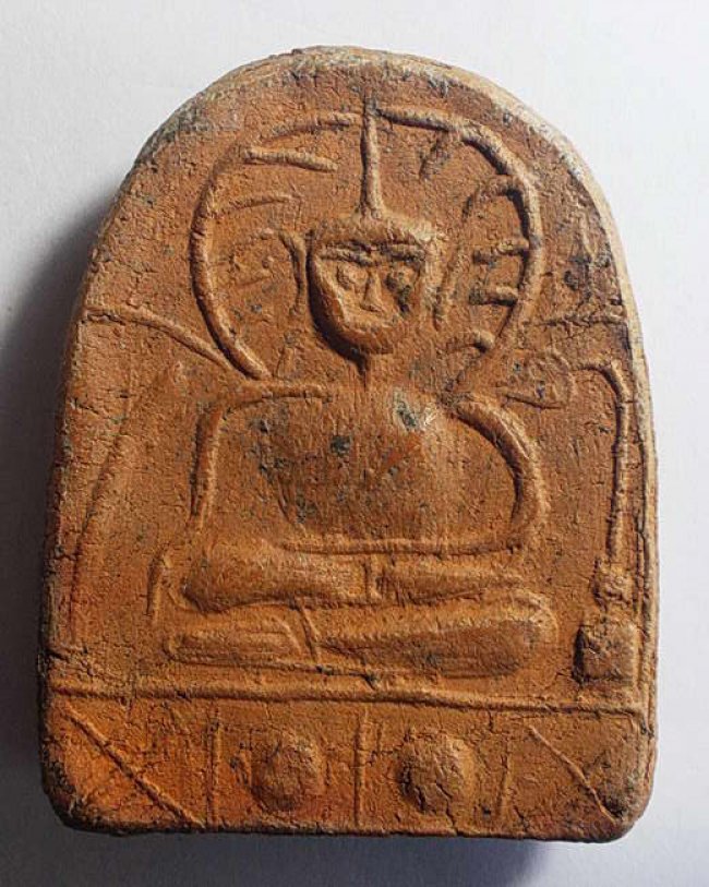 พระยอดขุนพล เนื้อดิน กรุนาน้อย บ้านนาหลวง จังหวัดน่าน