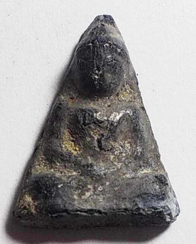 พระร่วงนั่ง เชตุพน กำแพง ชินเงิน