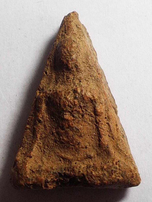 นางพญา เนื้อดิน กรุวัดราชบูรณะ พิษณุโลก