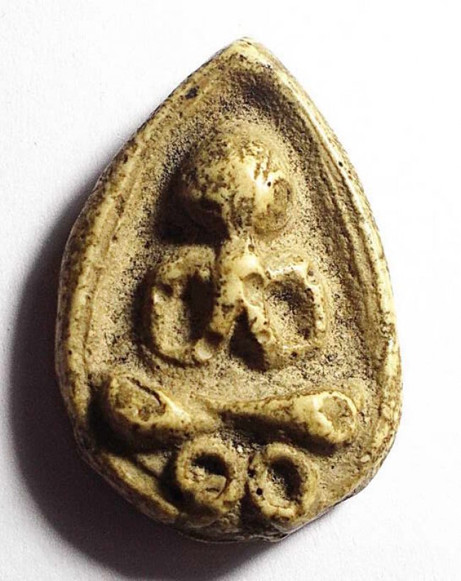 พระผงพระครูสุพจน์ วัดสุทัศน์ พิมพ์ปิดตา