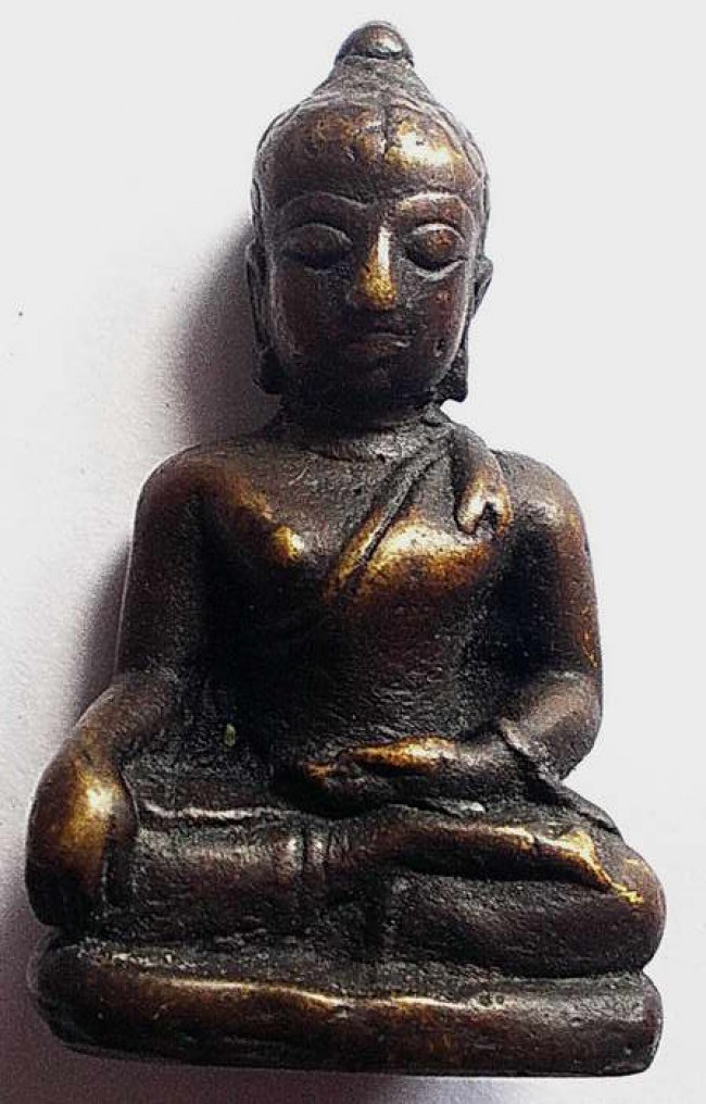 พระเชียงแสนสิงห์หนึ่ง ขนาดห้อยบูชา