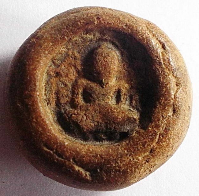 เม็ดกระดุม ศรีวิชัย