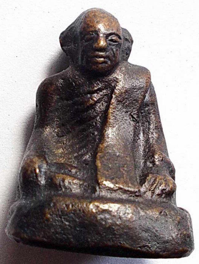 รูปหล่อรุ่นแรก พระธรรมจารีย์ เจ้าคุณเฒ่า วัดขันเงิน ชุมพร