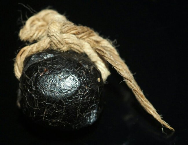 ลูกสะกดครั่งเหลือร้าย เนื้อครั่ง(พุทรา) หลวงพ่อทองสุข วัดโตนดหลวง จังหวัดเพชรบุรี