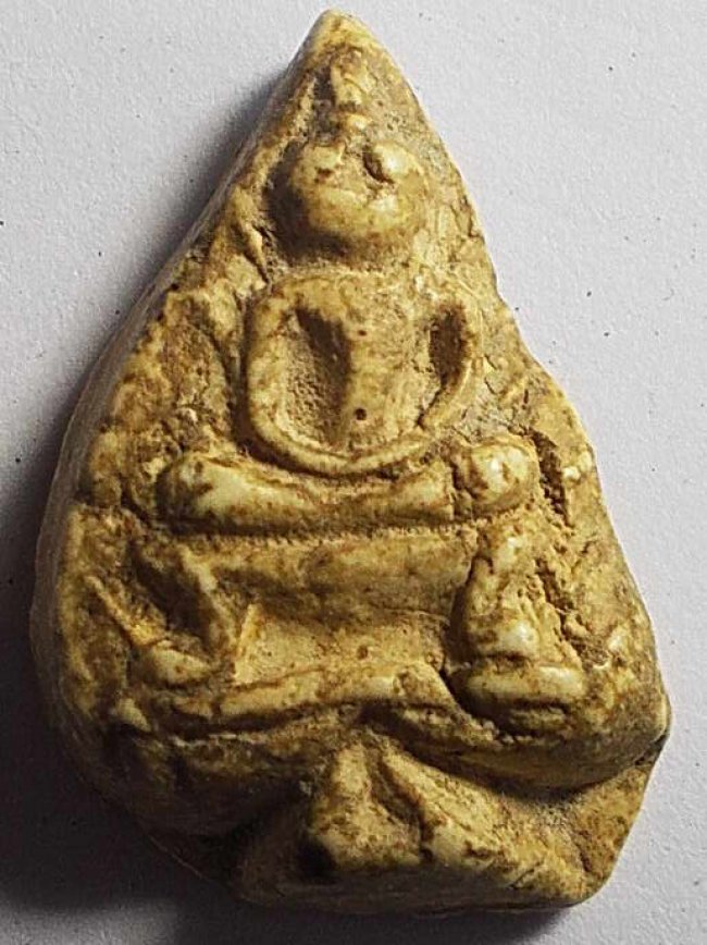 พระผงพิมพ์ใบโพธิ์ หลังยันต์ พระครูสุพจน์ วัดสุทัศน์ พระผงพิมพ์ใบโพธิ์ หลังยันต์ พระครูสุพจน์ วัดสุทัศน์