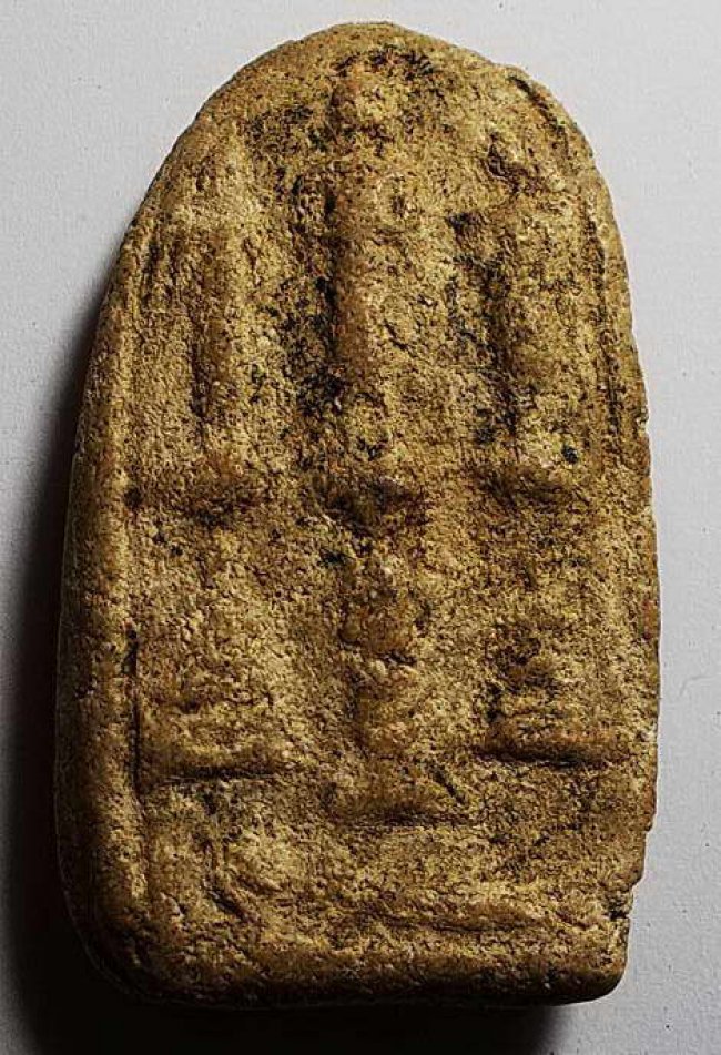 พระผงประจำวันทั้งเจ็ด ลพ.แฉ่ง วัดบางพัง