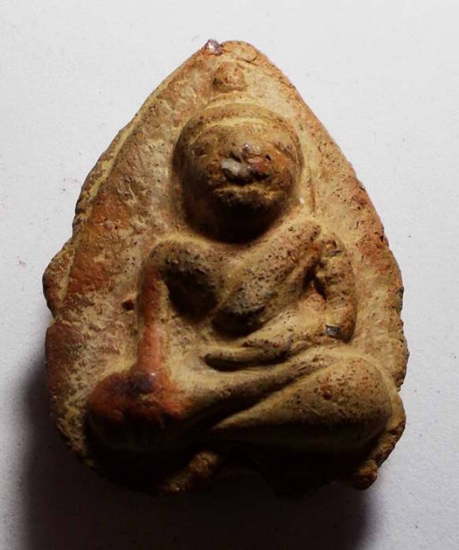 พระกรุวัดตะไกร อยุธยา พิมพ์หน้าครุฑ