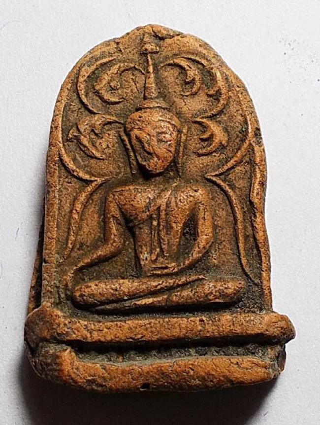 ยอดขุนพล ซุ้มเถาวัลย์ฐานขีด กรุองค์พระเจ้าตนหลวง พะเยา