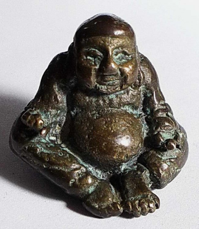 พระสังกัจจายน์เก่าลอยองค์ เนื้อสัมฤทธิ์สนิมเขียว