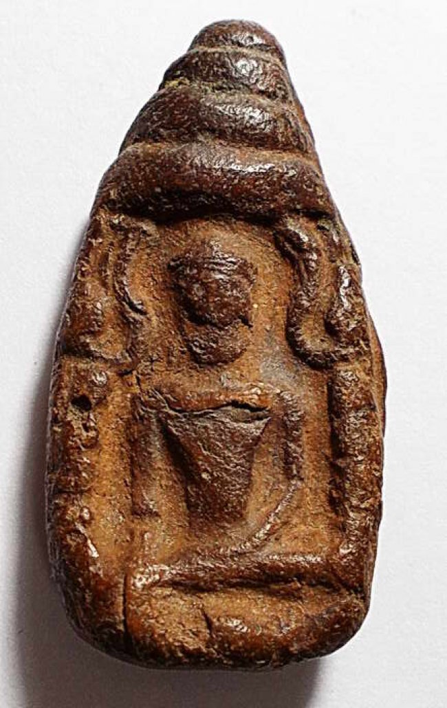 พระพันวษา เนื้อดิน กรุวัดพระรูป สุพรรณบุรี