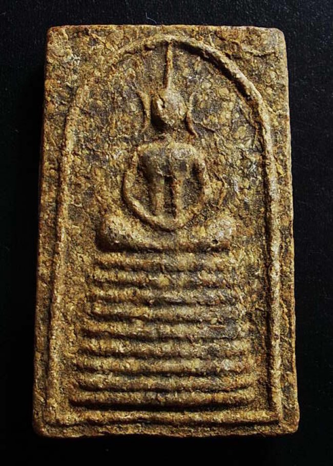 สมเด็จ 9 ชั้น เนื้อว่านชานหมาก หลังฤาษี ลป.ชา วัดหนองป่าพง อุบลราชธานี