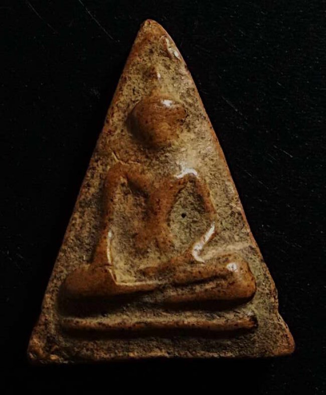 พระนางกำแพง เนื้อดิน กำแพงเพชร