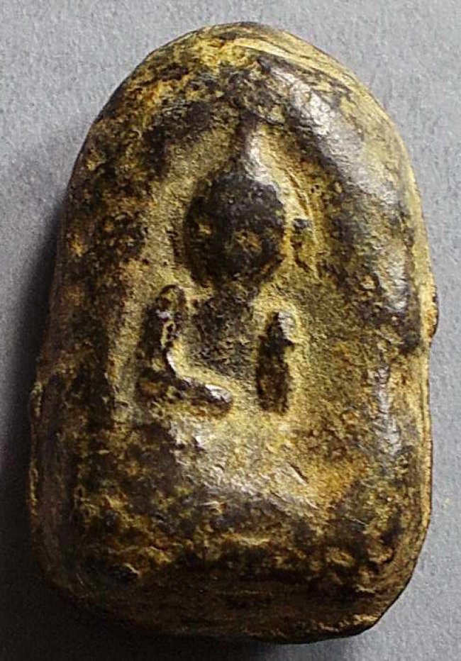  พิมพ์เศียรแหลม2หน้า เนื้อตะกั่ว ลพ.เนียม วัดน้อย สุพรรณบุรี 