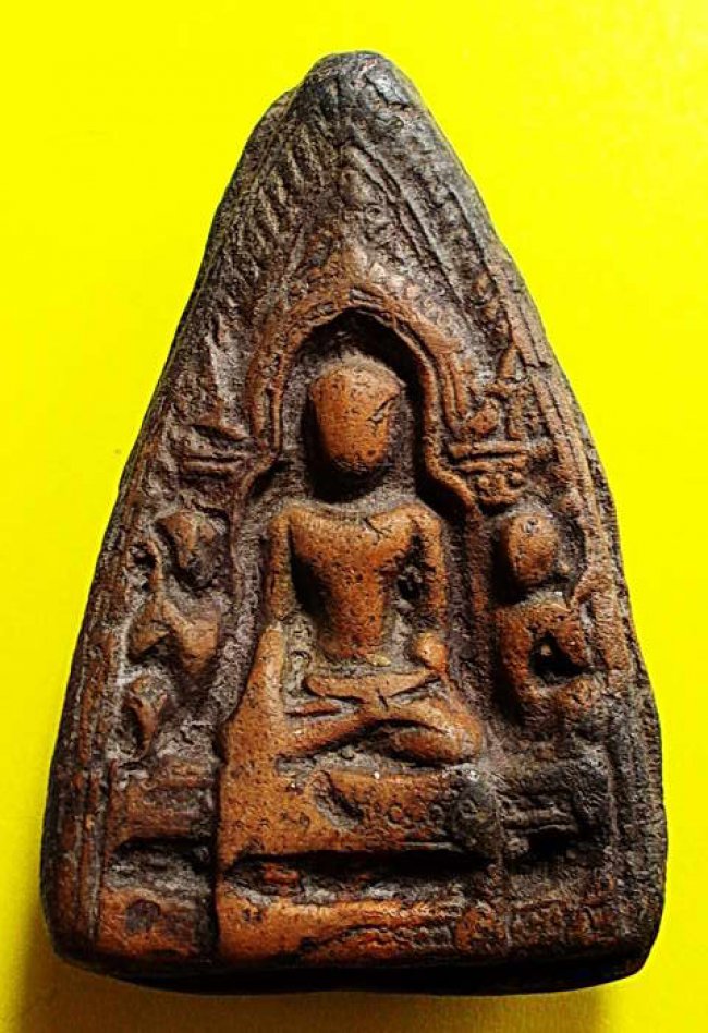 พระเลี่ยงหม้อ กรุประตูลี้ ลำพูน