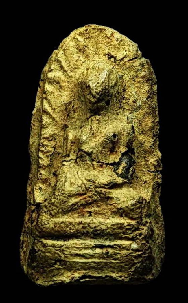 พระรอดแสงตา กรุวัดมหาวัน ลำพูน 