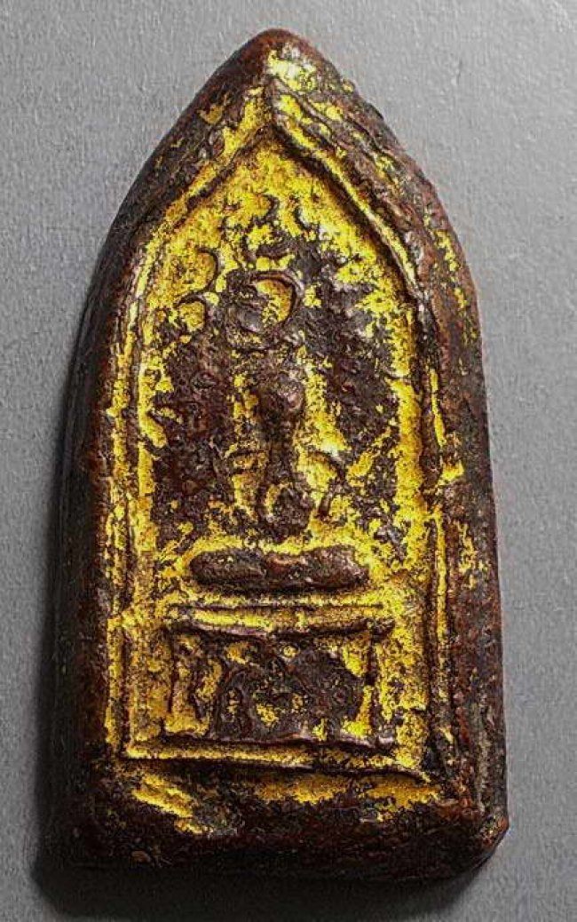 พระปิดตา มีรักมีทอง กรุวัดชนะสงคราม