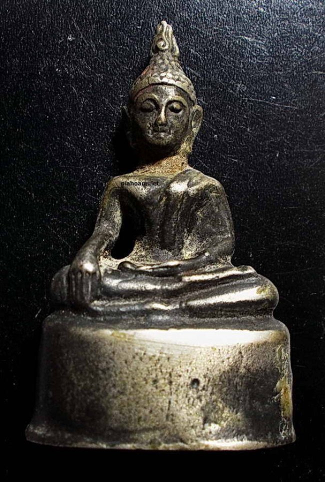 พระเชียงแสนสิงห์สาม