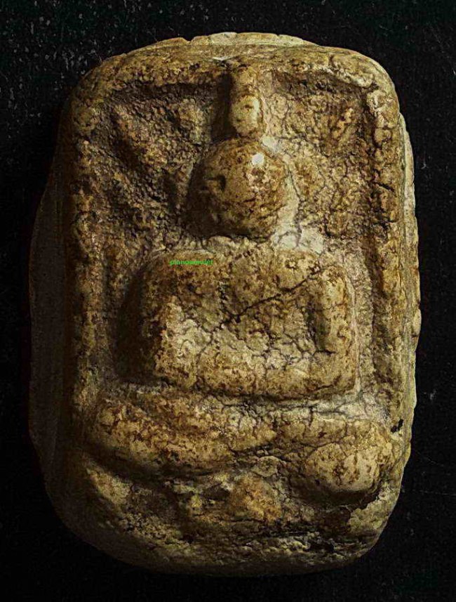 พระผงขุดสระหลวงปู่เผือก วัดกิ่งแก้ว ปี 2460 พิมพ์ขุดสระเล็ก