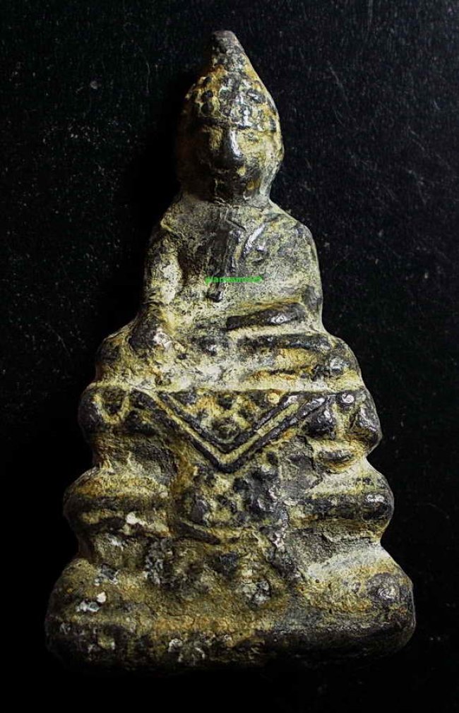 พระประธานใหญ่ ลพ.เนียม วัดน้อย สุพรรณบุรี