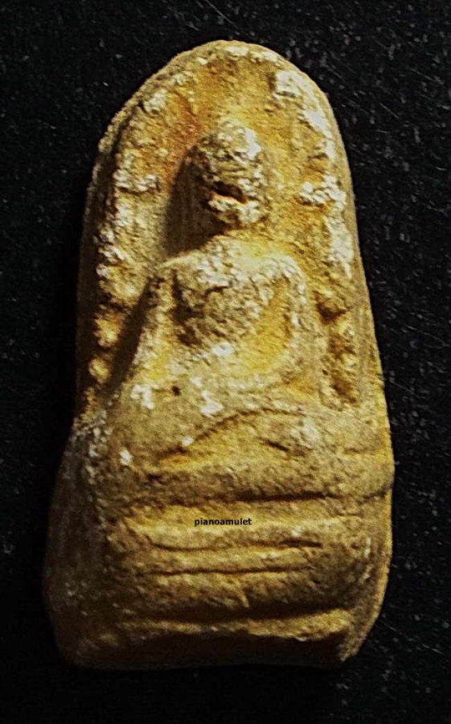 พระกรุทัพข้าว สุโขทัย พิมพ์พระรอด