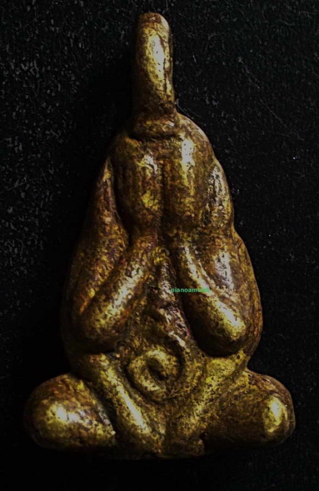 พระปิดตารุ่นแรก ลพ.ยุ้ย วัดบางกะปิ ปี 2485 พระปิดตารุ่นแรก ลพ.ยุ้ย วัดบางกะปิ ปี 2485