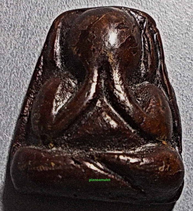 พระปิดตาหลวงพ่อเหมือน วัดกำแพง จ.ชลบุรี