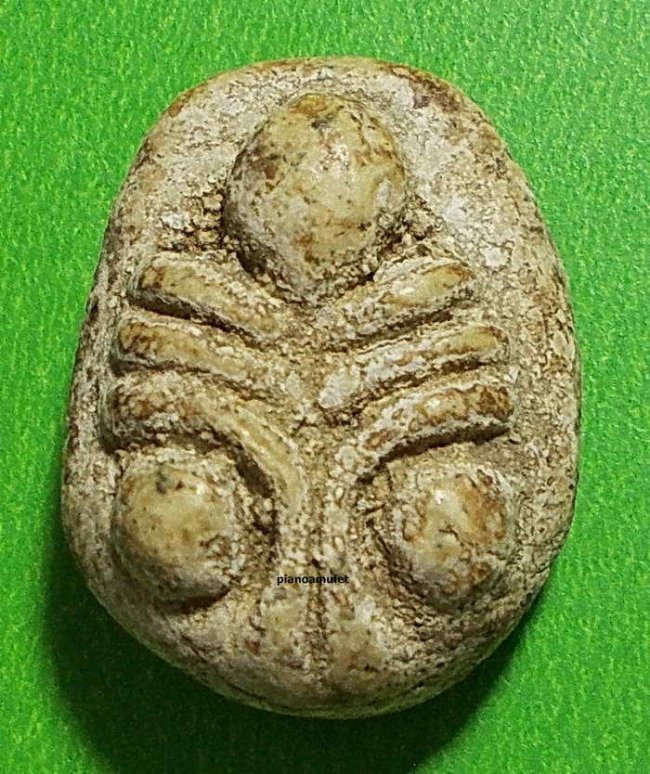 พระกรุอัมพวา พิมพ์จั๊กจั่น