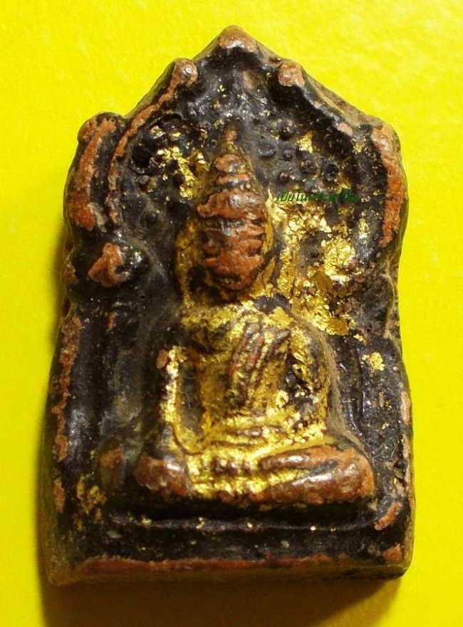  พระซุ้มไข่ปลา กรุวัดป่าเเตง อยุธยา