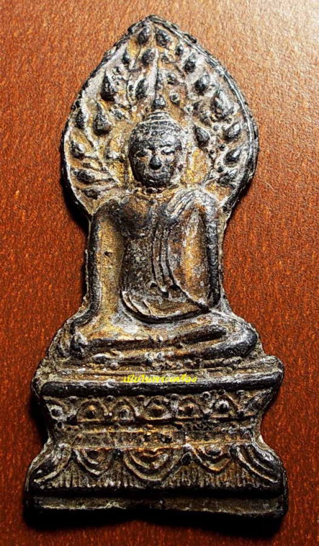 พระปรกโพธิ์เชียงแสน สนิมแดง เชียงราย