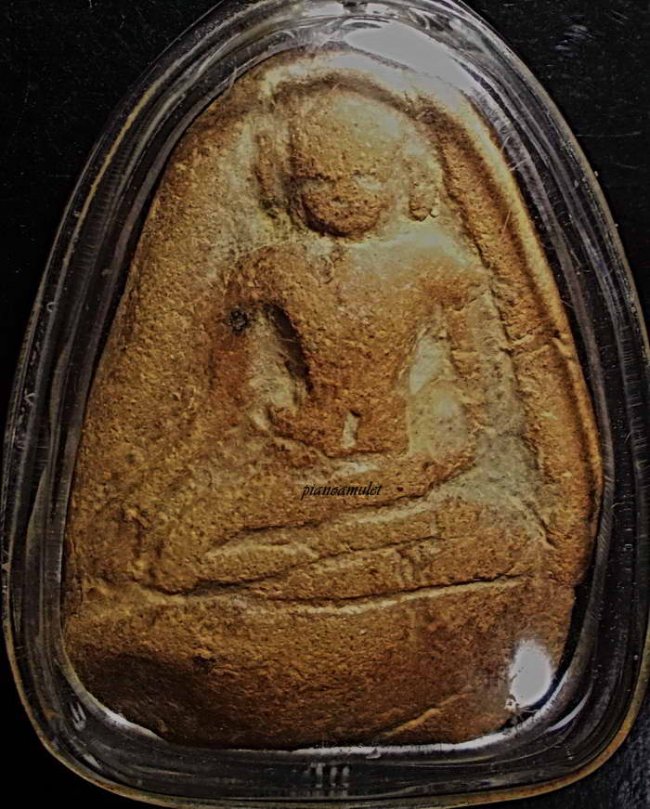 นางพญา พิมพ์แขนอ่อน กรุบางขลัง เนื้อดิน สุโขทัย ในเลี่ยมเดิม