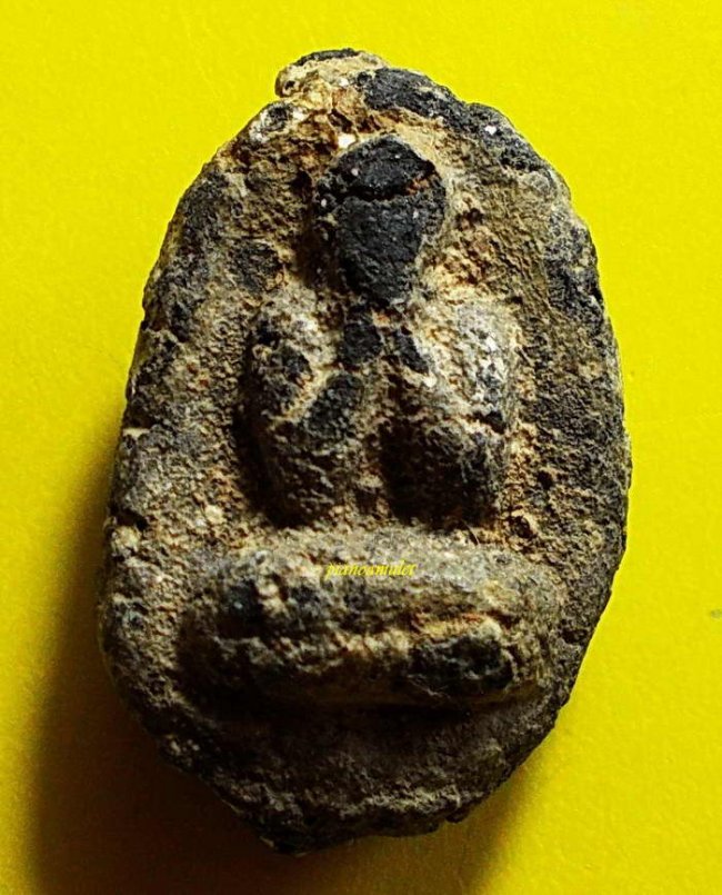 พระปิดตาแข้งหมอน ลป.ยิ้ม วัดหนองบัว กาญจนบุรี