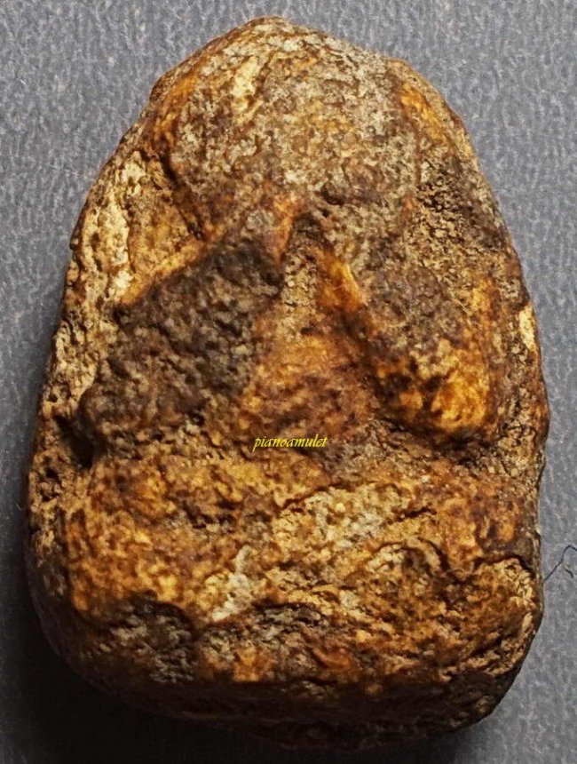 พระปิดตา กรุอัมพวา