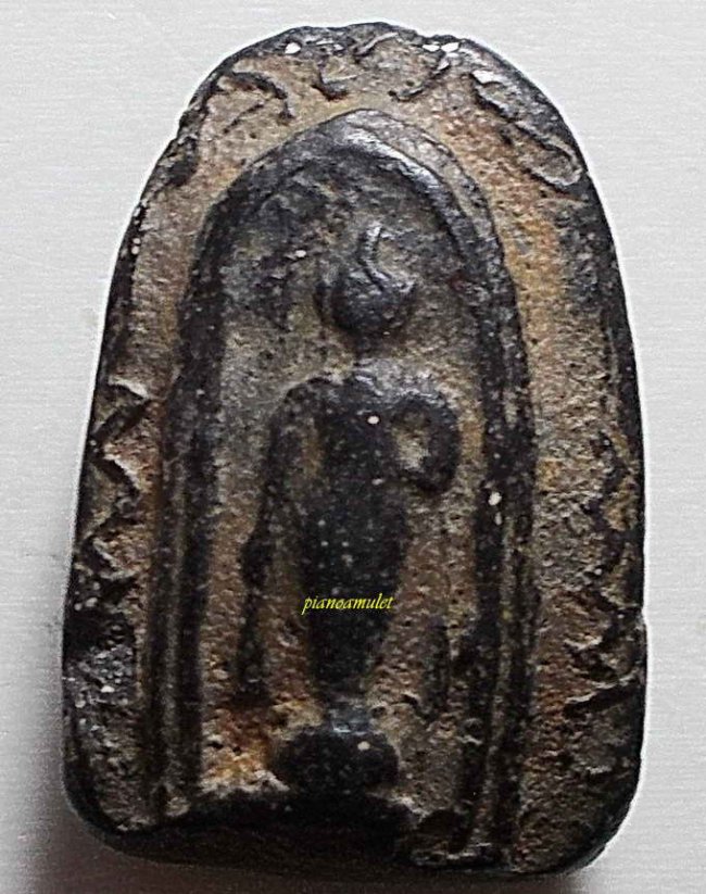 สมเด็จพระพุทธบาทปิลันทน์ พิมพ์ครอบแก้วใหญ่