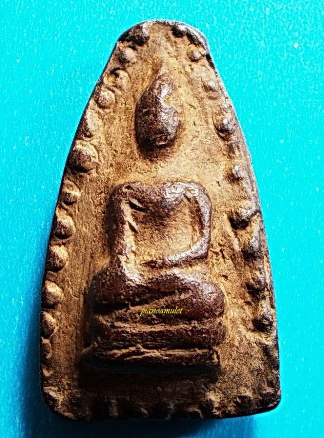 สรรค์นั่งข้างเม็ด เนื้อดิน ลพ.กวย วัดโฆสิตาราม ชัยนาท