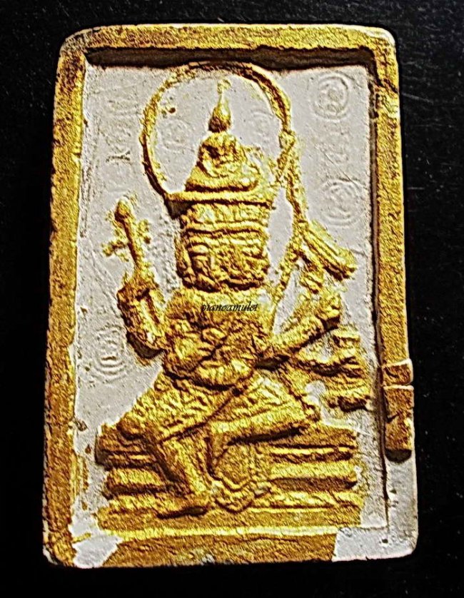 พระเหนือพรหม พิมพ์ใหญ่ มีขอบ หลวงปู่ดู่ วัดสะแก อยุธยา ปี 17 พระเหนือพรหม พิมพ์ใหญ่ มีขอบ หลวงปู่ดู่ วัดสะแก อยุธยา ปี 17