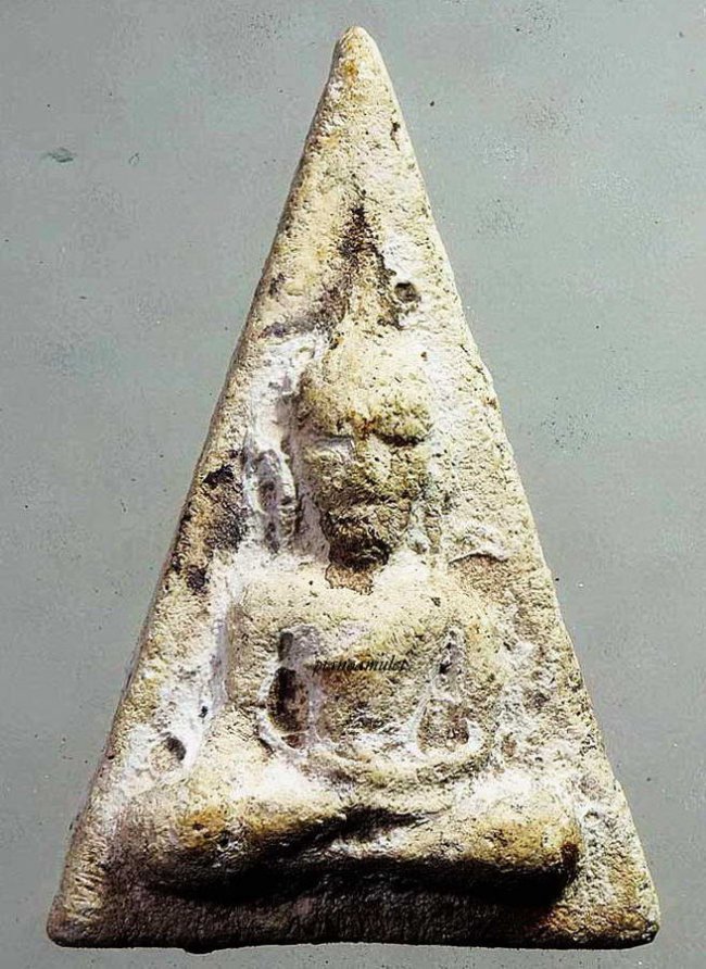 พระนางพญา หลวงปู่จันทร์ เขมิโย วัดศรีเทพประดิษฐาราม จ.นครพนม 