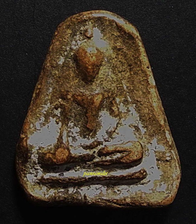 นางกำแพง เนื้อดิน กำแพงเพชร