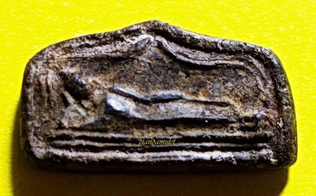 พระกรุวัดท้ายตลาด พิมพ์ปางไสยาสน์ 