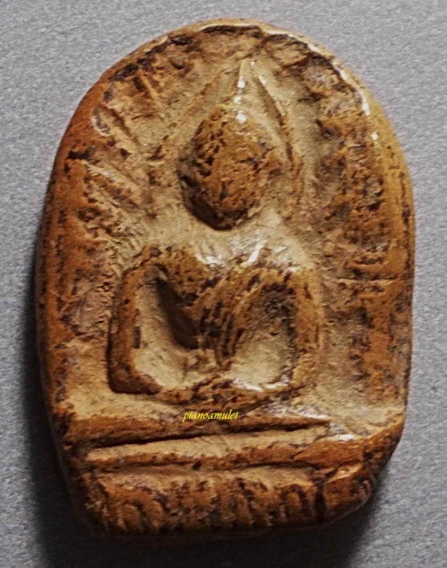 พระกรุลานดอกไม้ สุโขทัย พิมพ์ซุ้มกอ 