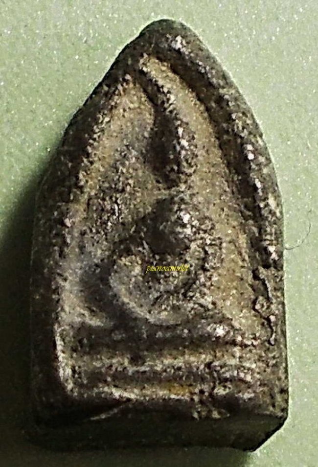 พระพิจิตร หน้าวัง กรุวัดพระศรีรัตนมหาธาตุ พิจิตร