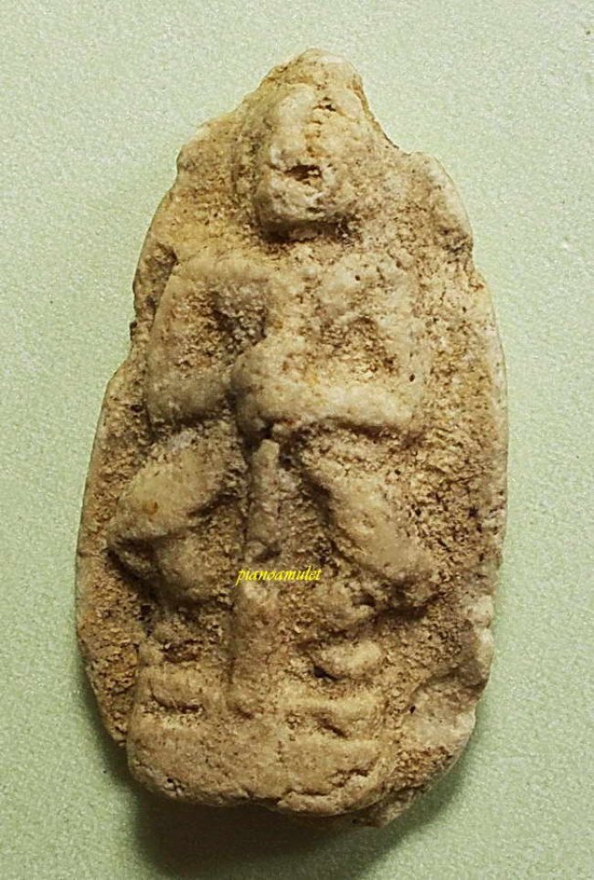 ท้าวเวสสุวรรณ (เจ้าแห่งทรัพย์) พระครูใบฎีกาเกลี้ยง วัดสุทัศน์