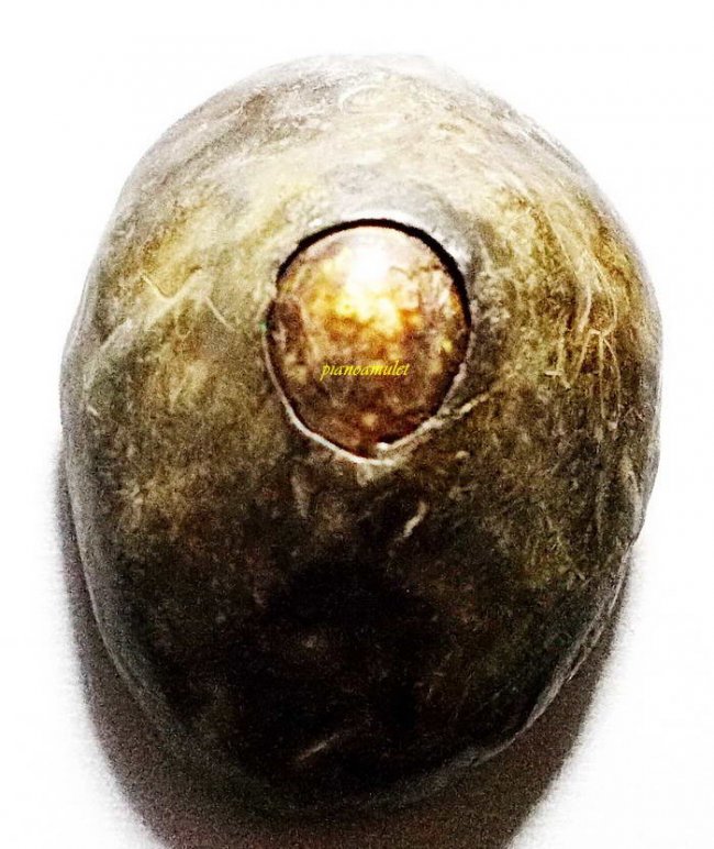 เบี้ยแก้เปลือยไม่ถักเชือก ยุคต้น ลป.บุญ วัดกลางบางแก้ว นครปฐม