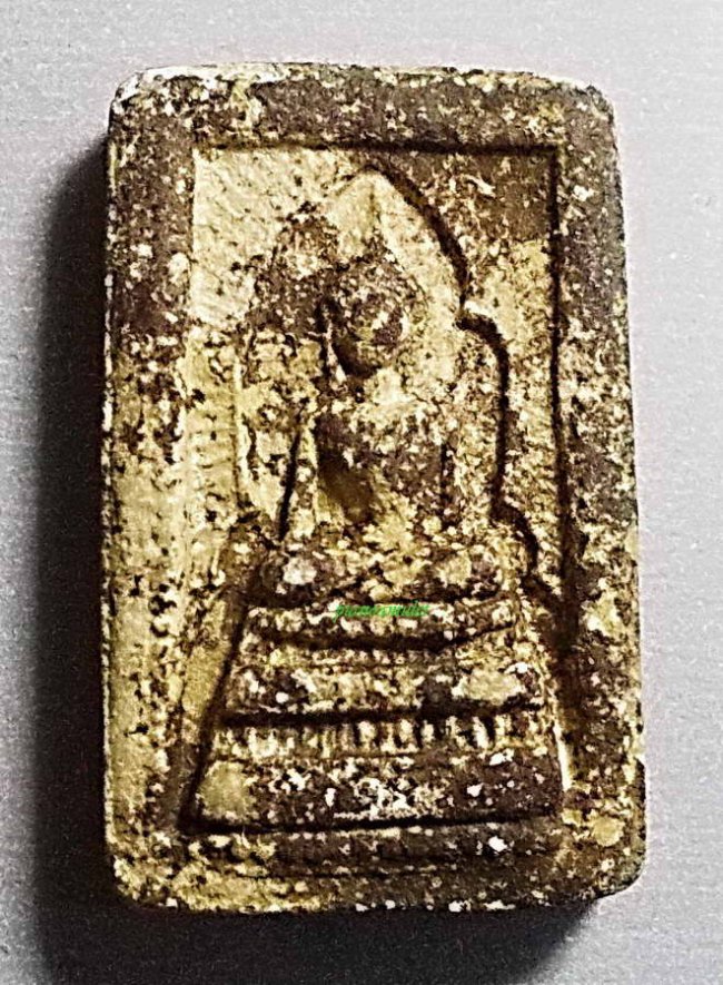 พระแหวกม่านข้างเม็ดชุดลงกรุ หลวงพ่อกวย วัดโฆสิตาราม ชัยนาท