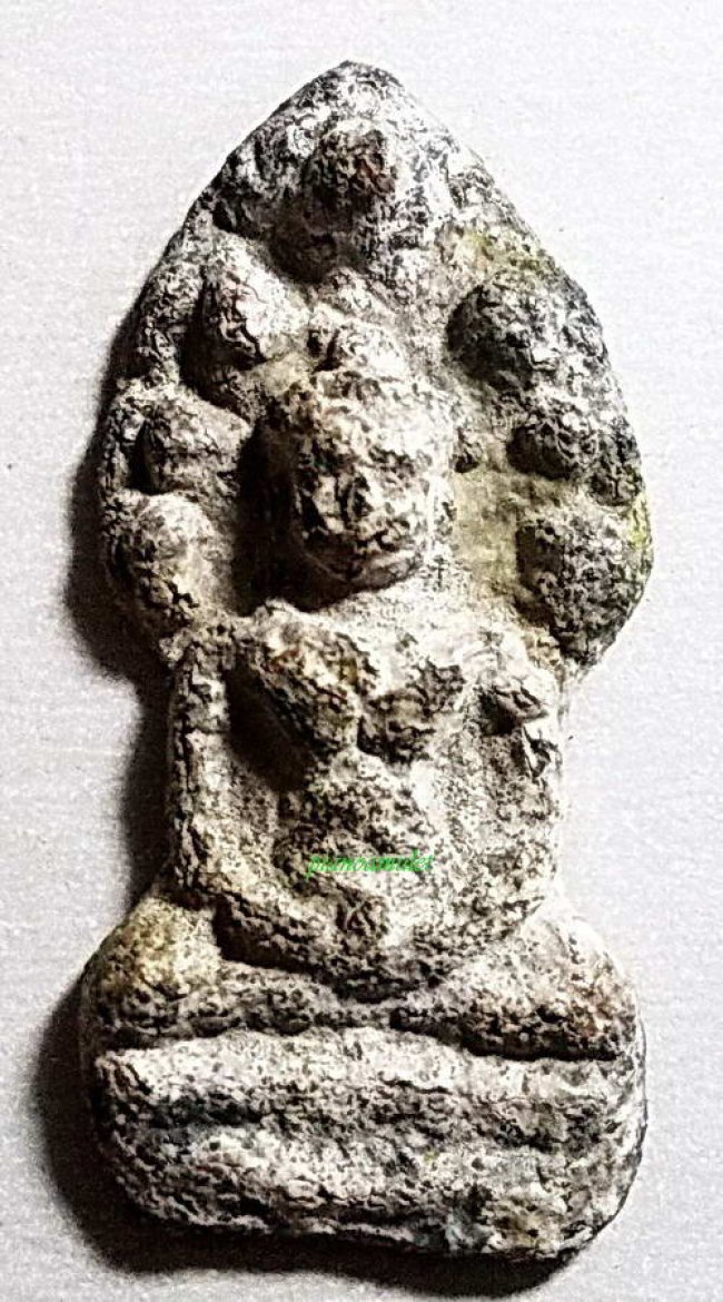 พระนาคปรก กรุวัดพระศรีรัตนมหาธาตุ ลพบุรี